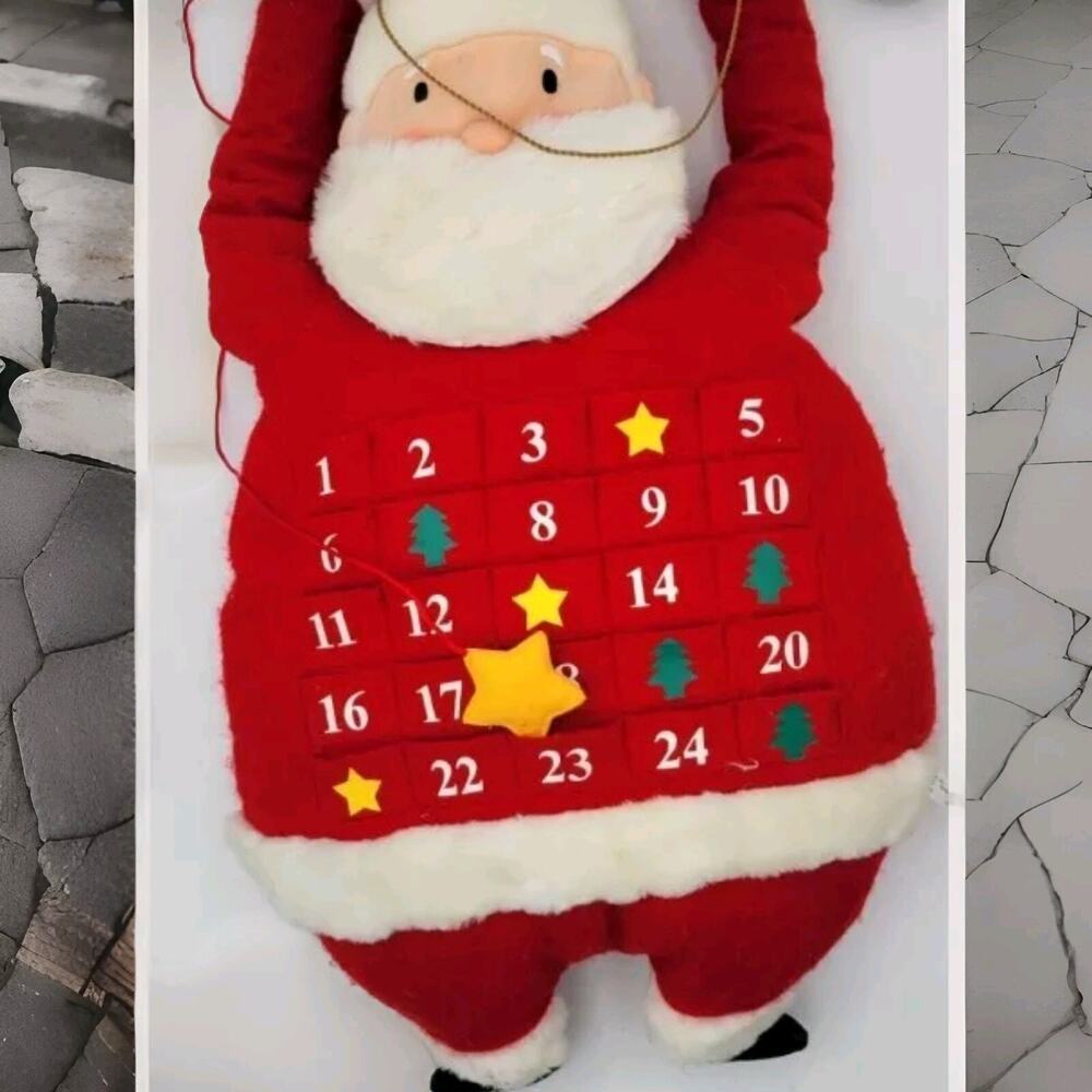 Hallmark Santa Plush Countdown to Christmas Hanging Advent Calendar Vintage